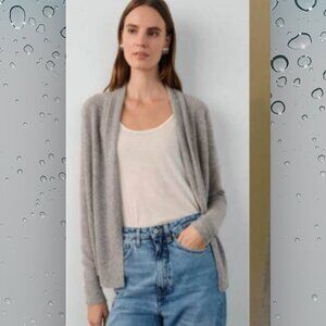 Tahari 100% cashmere light gray open front cardigan size Medium